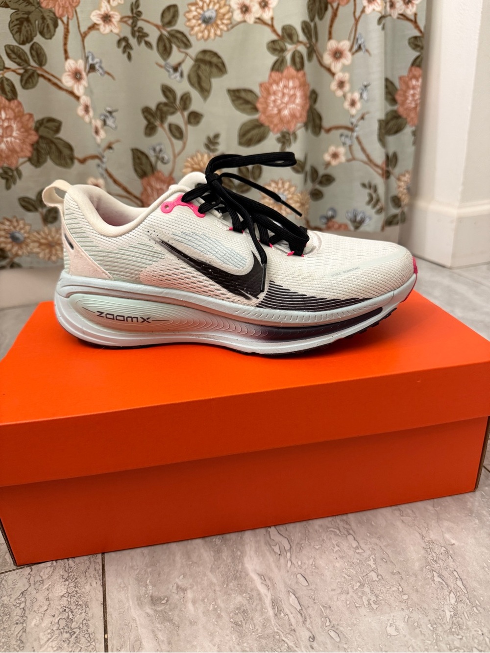 Nike Women’s vomero 18